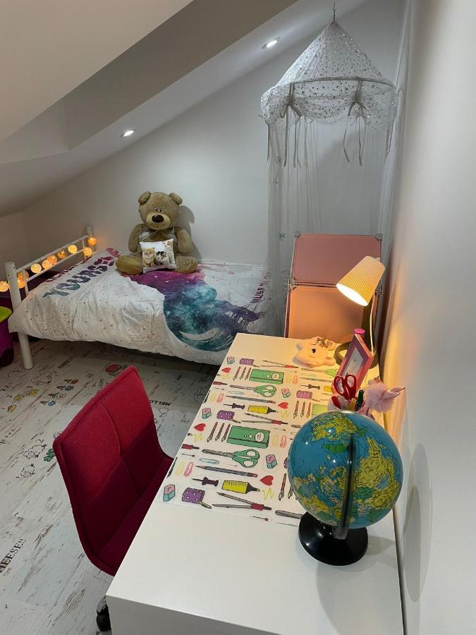 Apartman Rakovac Apartment คาร์โลวัตส์ ภายนอก รูปภาพ